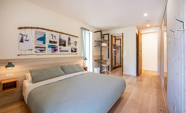 Majster s vlastnou kúpeľňou 1 (manželská posteľ)