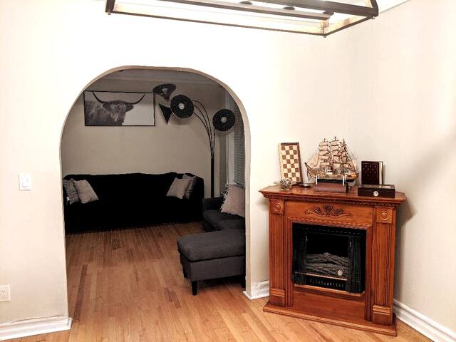 Pet Friendly space with art studio and Breakfast. gallery image 4