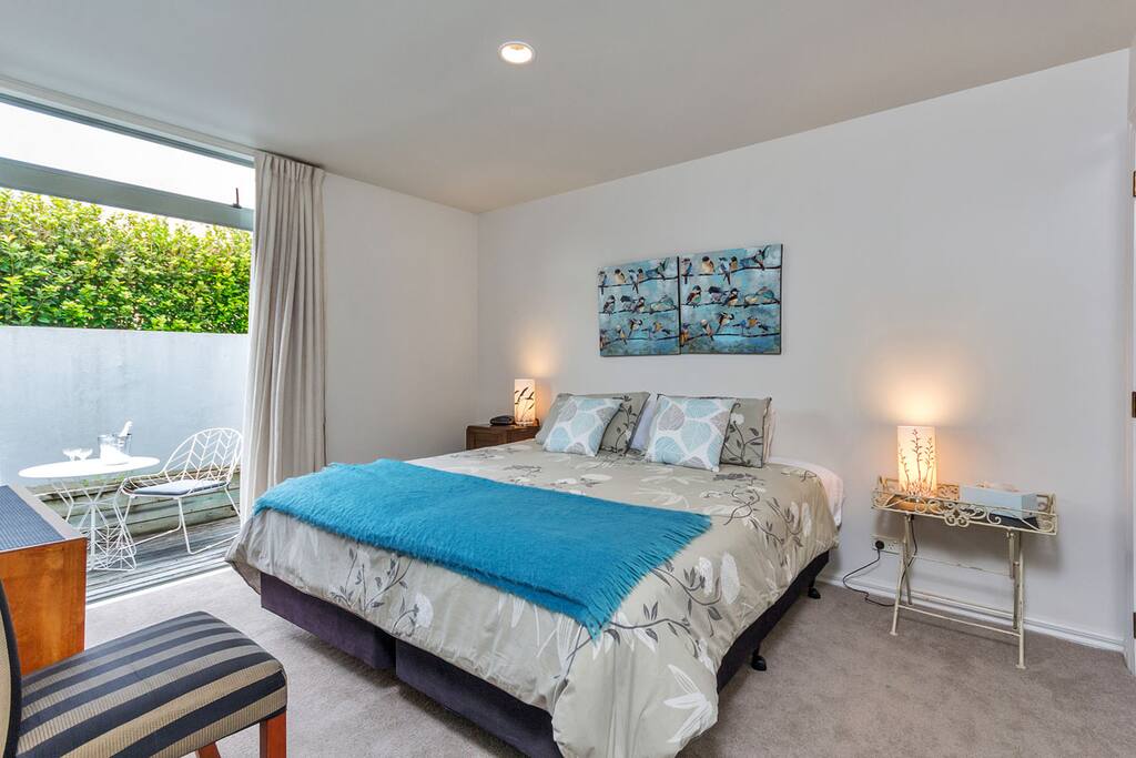 King Bed Option