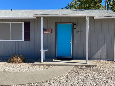 Home in the heart of downtown Marysville, close to Yuba City, Oroville, and Sacramento!