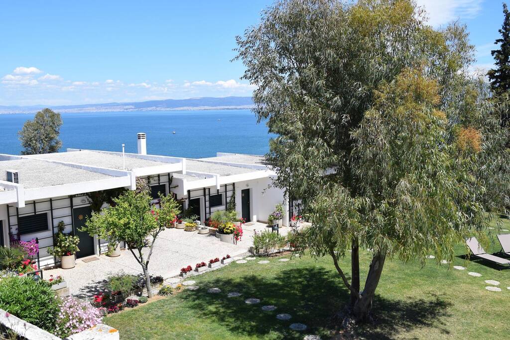Angelbay Bungalows