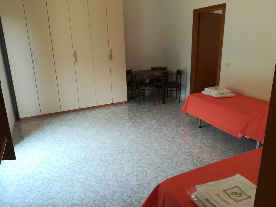 Ingresso e seconda camera da letto