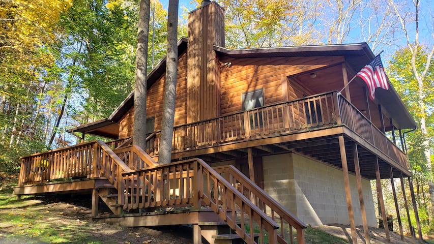 Airbnb Hideaway Hills Vacation Rentals Places To Stay