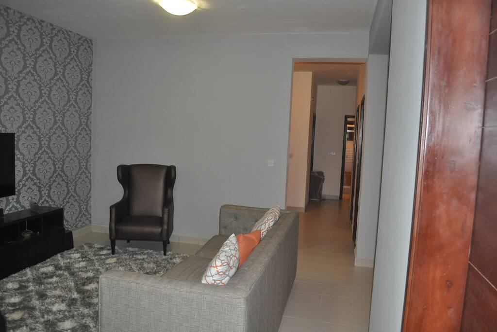 Living Rm Pic 2