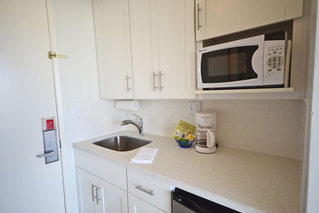 New RENOVATIONS!! (Nov 2016) Cabinets and counters are brand new.