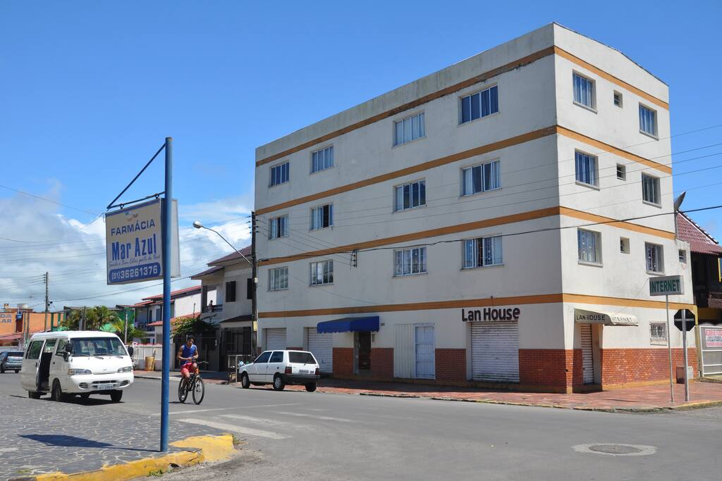 Prédio onde localiza-se o apartamento