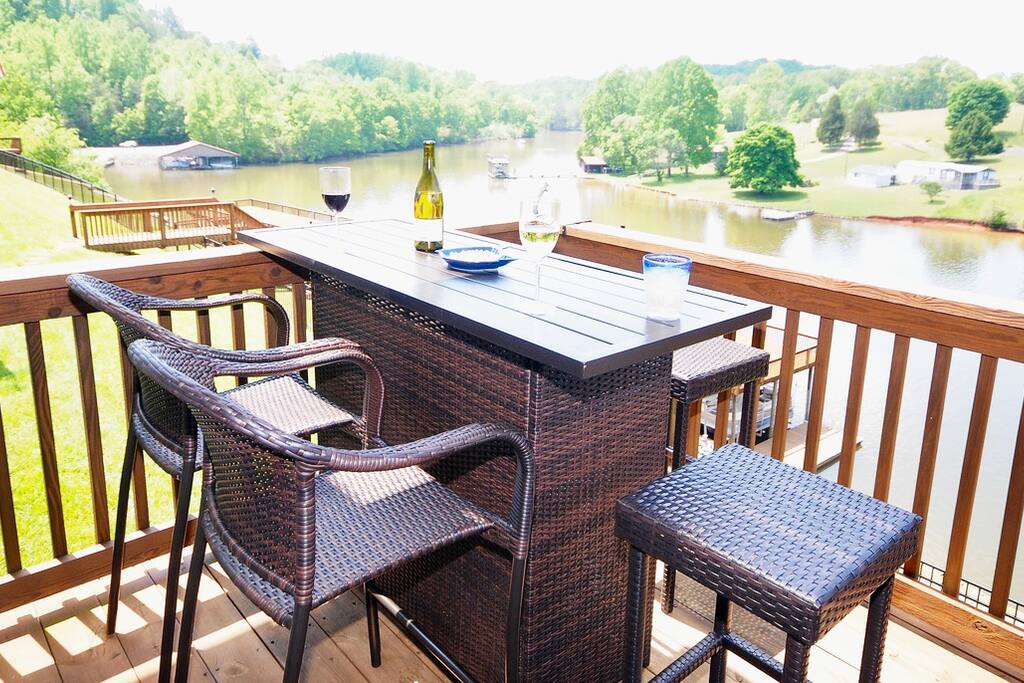 Out Side Bar off Great Room Deck