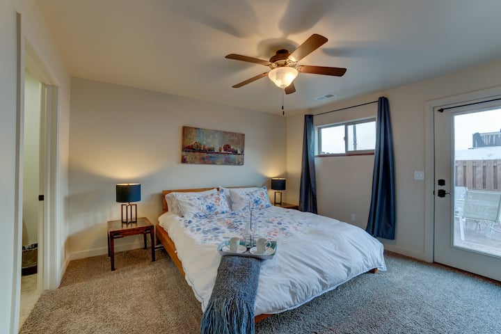 Main floor Master bedroom.