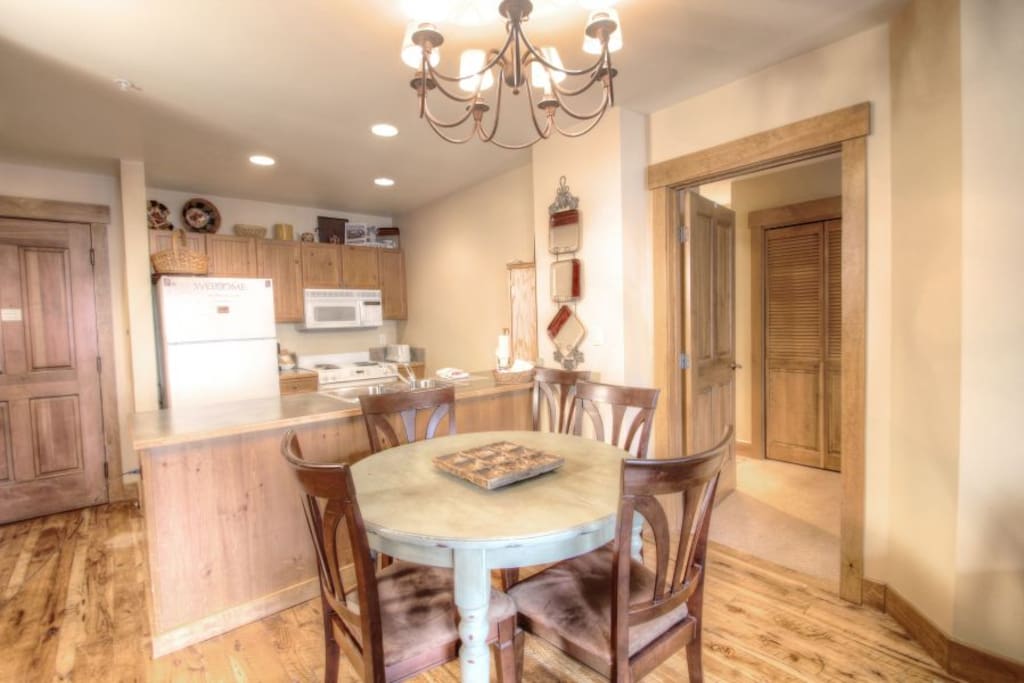 Gold-rated condominium with sleeper sofa in living room
