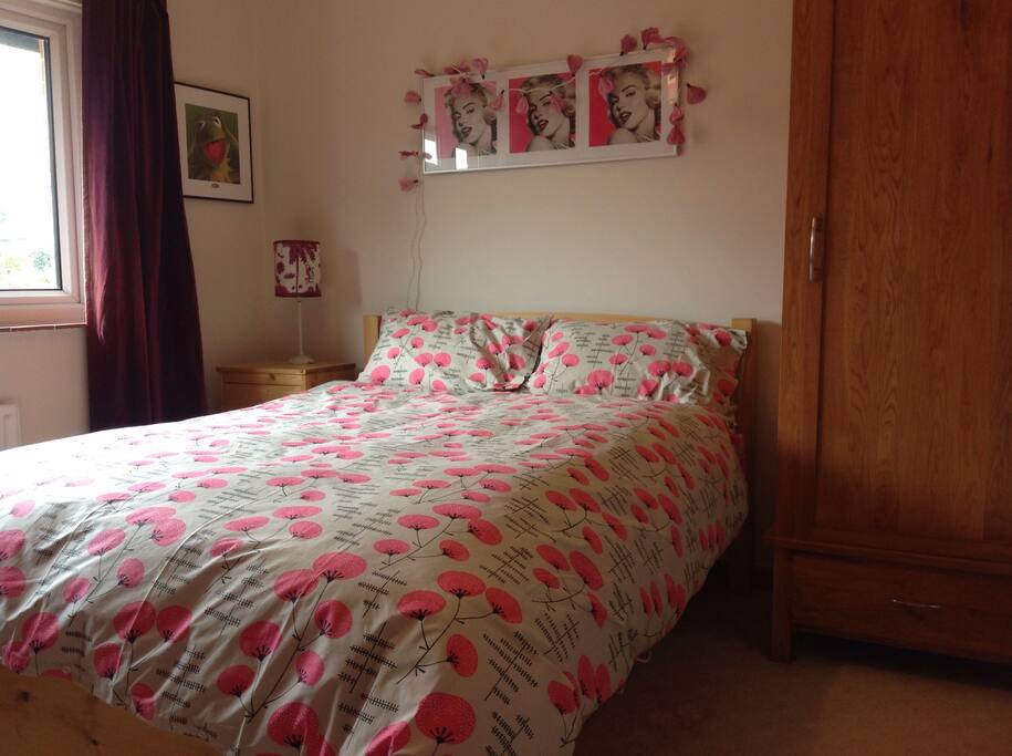 Comfortable room with new double mattress