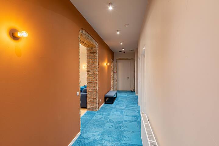 B⓵ Brivibas | by Dandelion Apartments & Suites gallery image 5