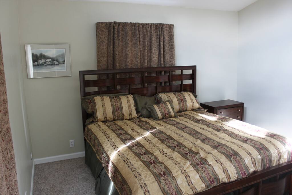 King size bed