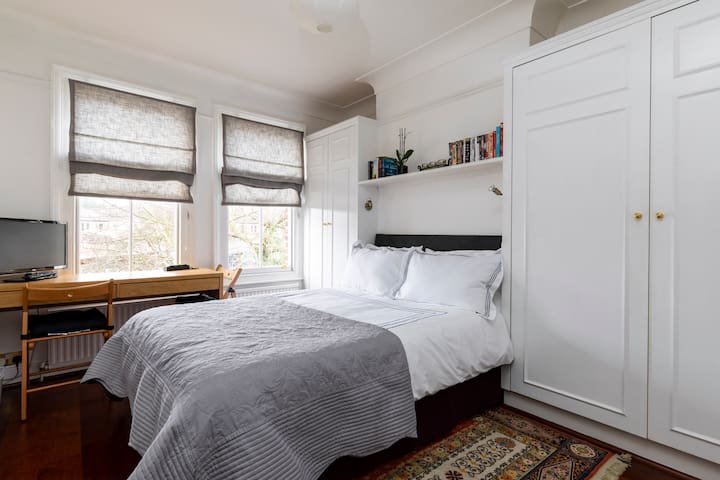 A beautiful double bedroom with en-suite bathroom