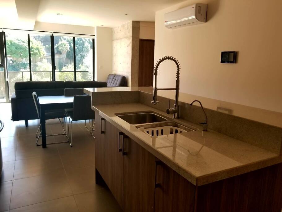 Ambiente verde en todo el Apartamento.