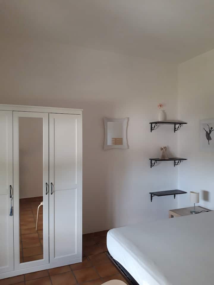 เตียงใหญ่