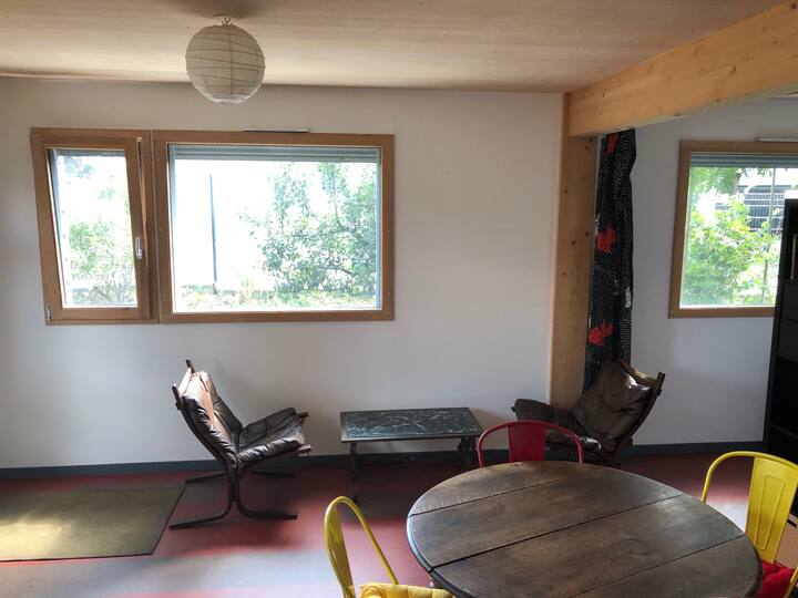 Studio Calme En Bordure De Forêt, Dans Maison Bois - ibis Besançon Marchaux