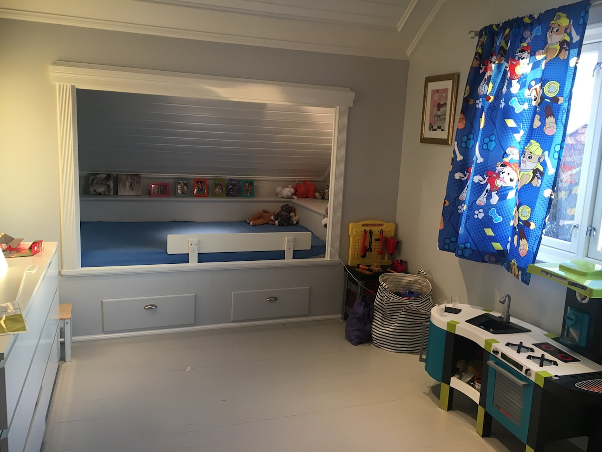 Спалня 3. Легло 120 см