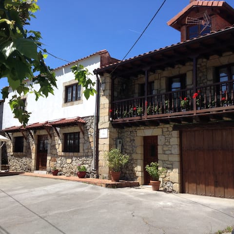 OMOÑO MOUNTAIN HOUSE