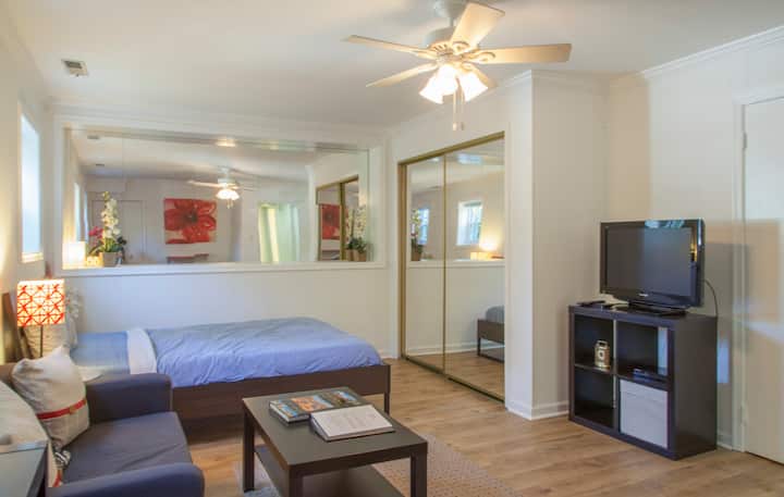 Studio Apt/Reston/by IAD&metro WIFI - Apartments for Rent in Reston, Virginia, United States