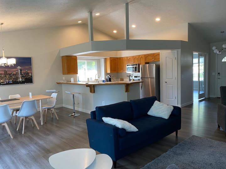 Just Like Home In Great Family Friendly Location - Meridian, ID