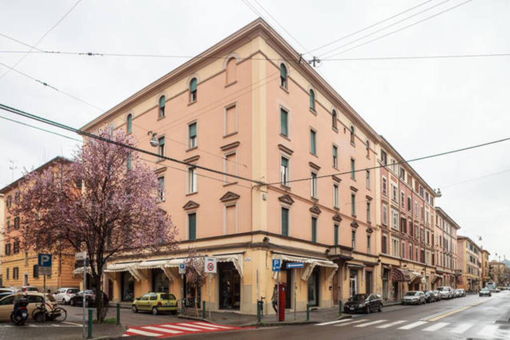 veduta esterna del palazzo