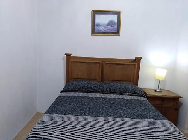 Dormitorio #2 - Incluye una cama matrimonial