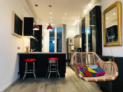 Top performing Airbnb: Beautiful studio Suresnes/Puteaux La Défense in Puteaux