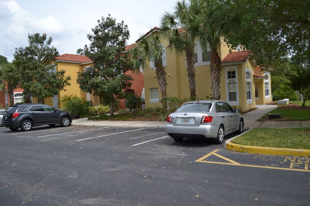 Plenty of parking space. Up to 4 cars. No extra cost.