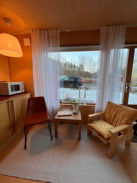 Successful Airbnb property: Seaside cottage, soothing surroundings, high standard in Varberg