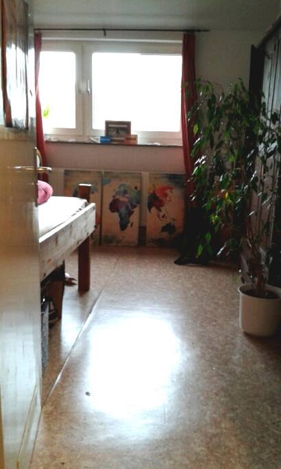 Eingang zum lichtreichen Zimmer