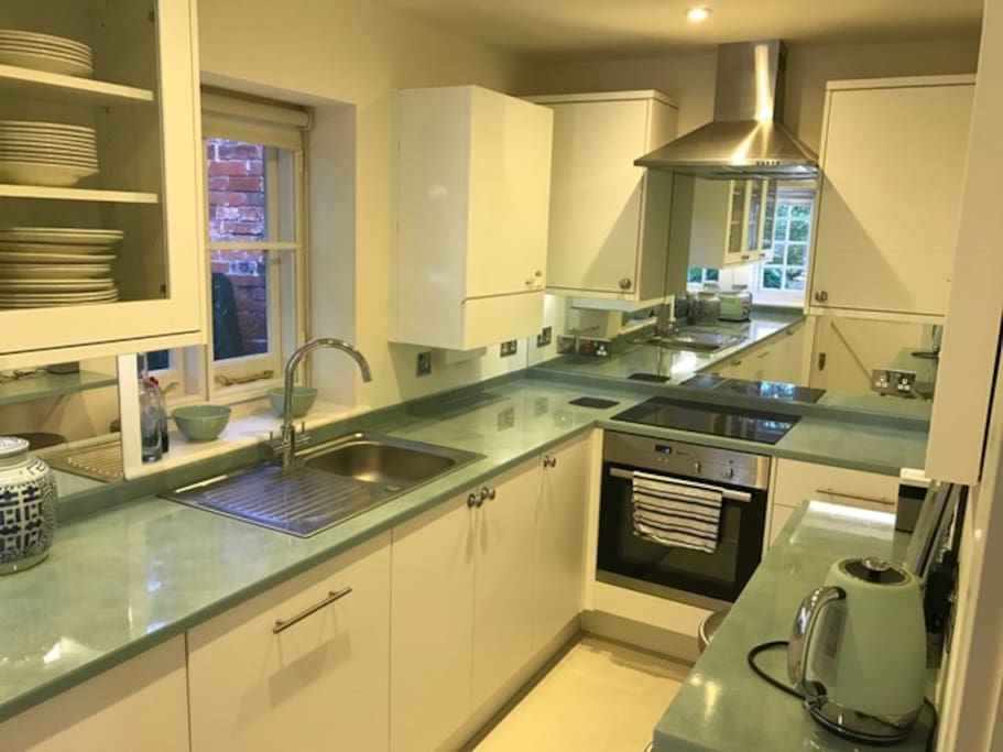 Fully equipped kitchen