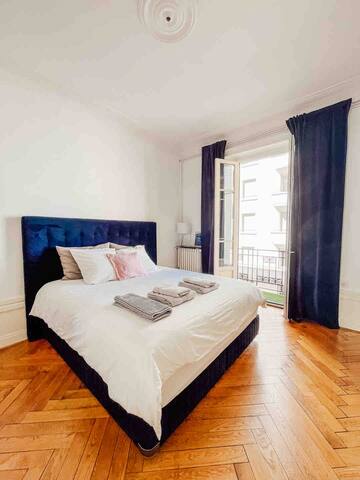 Superbe 85m2 center of Brotteaux with balcony ! gallery image 2