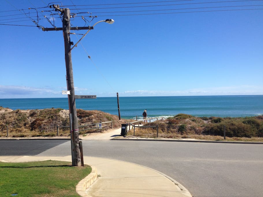 Walk to beach 200 metres away