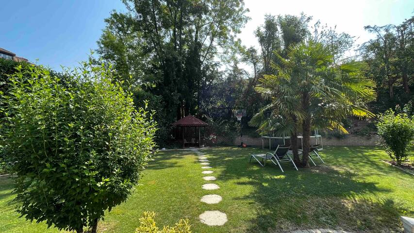 Charming family home in Montreux with jacuzzi gallery image 5