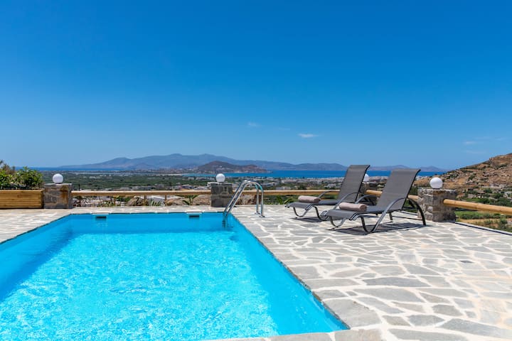 Pleiades Villas Naxos Alkyoni Private pool and BBQ