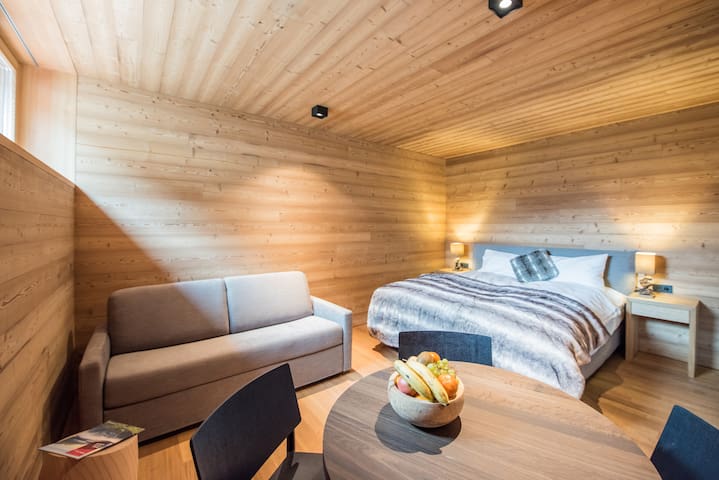 New Wooden Alpine Studio Deluxe - stunning!