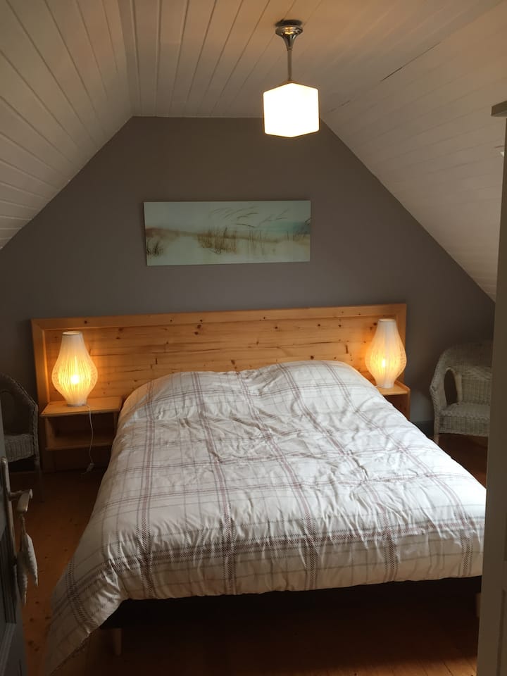 Dhomë 1 prindër (e ndriçuar 160x200)