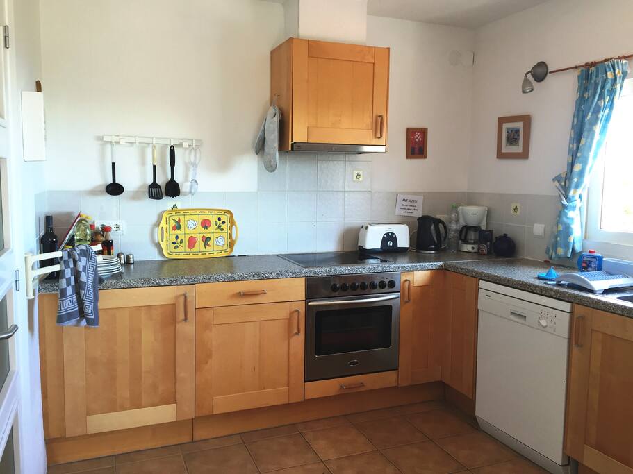 Modern kitchen
