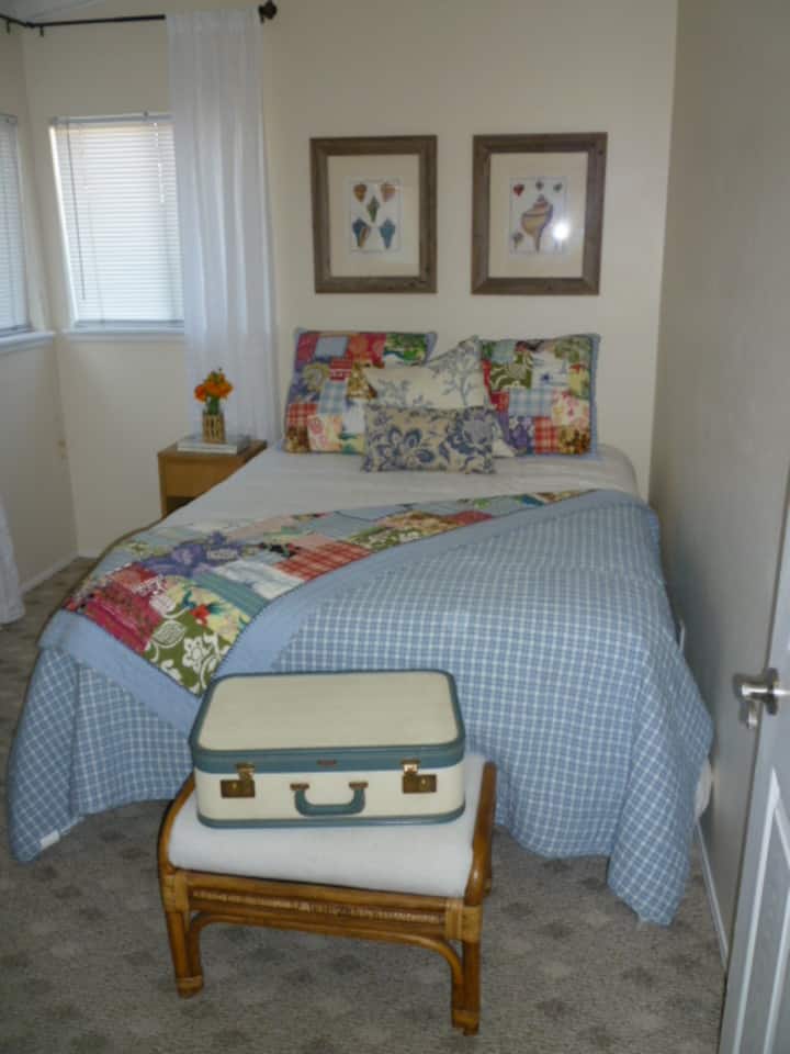 dormitorio 2, nueva cama queen