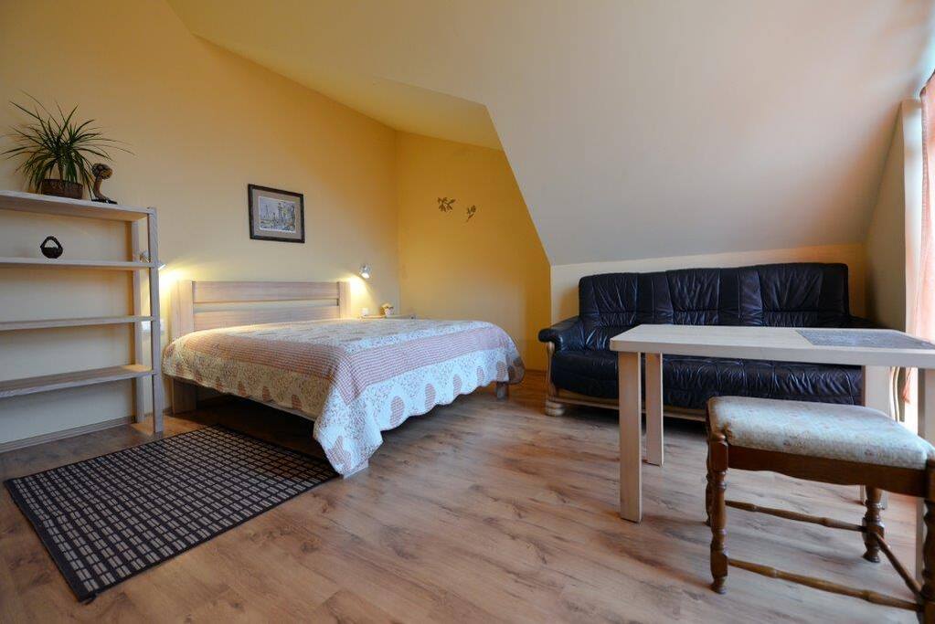 Room 7