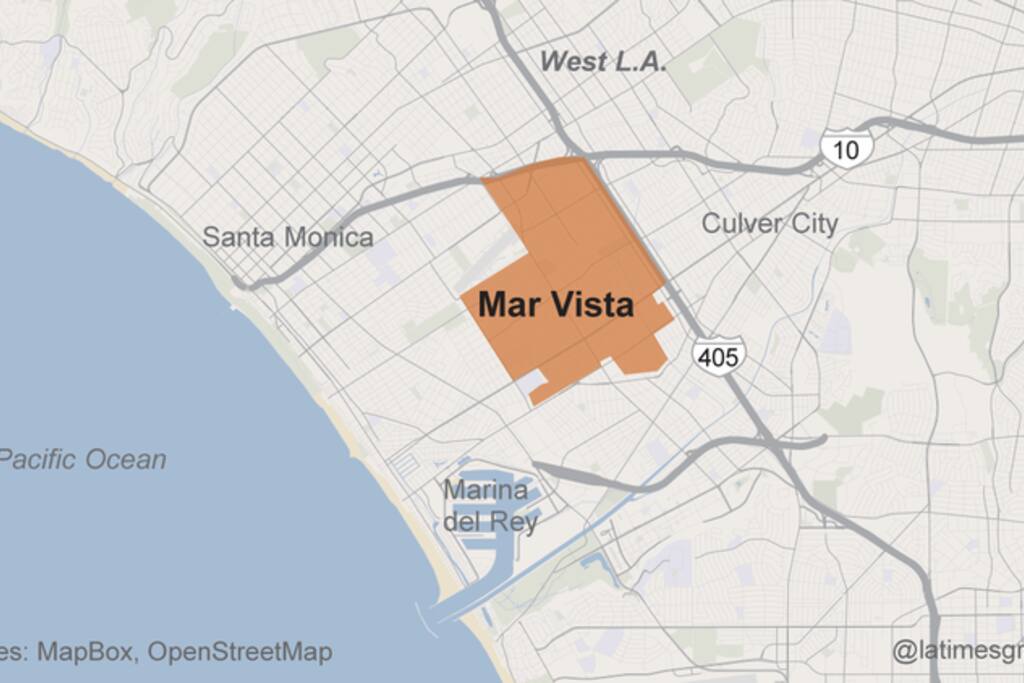 Mar Vista, Next to Santa Monica and Venice, quieter and better parking! Uber or bike to beach! Better freeway access for commute.