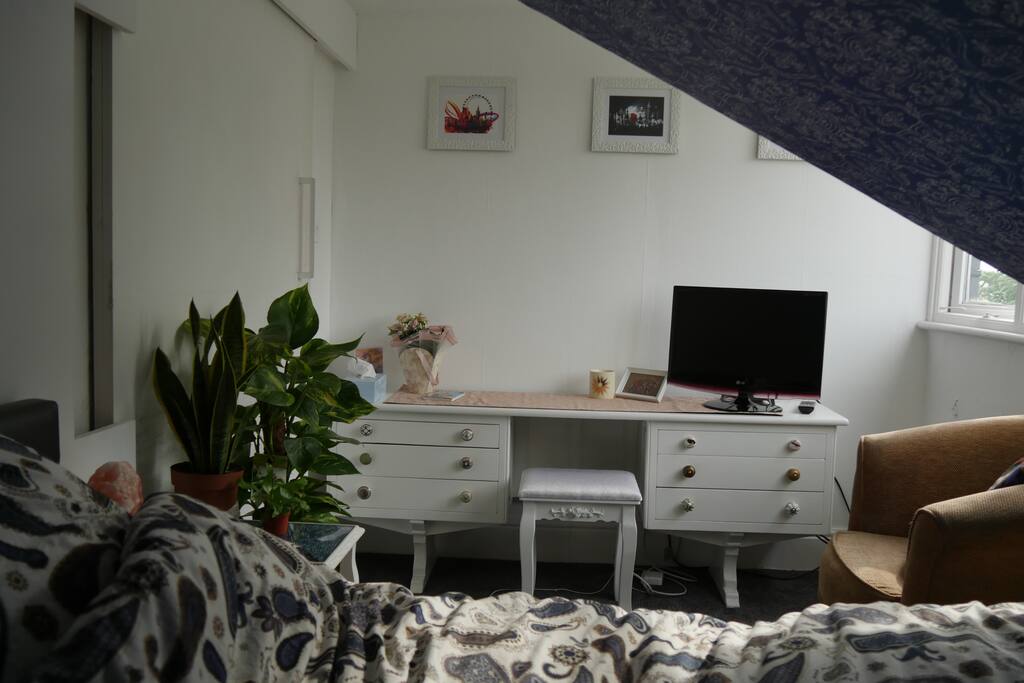 Your Room (Desk!)