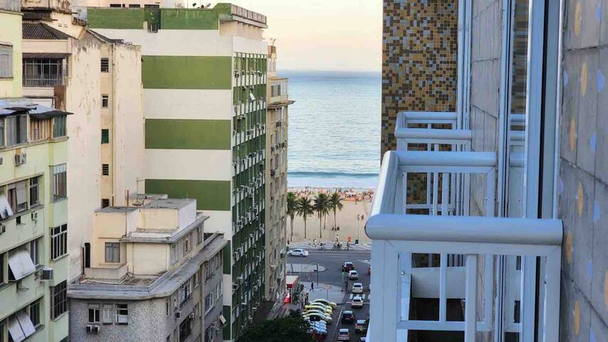 Apartamento Copacabana lateral mar gallery image 3