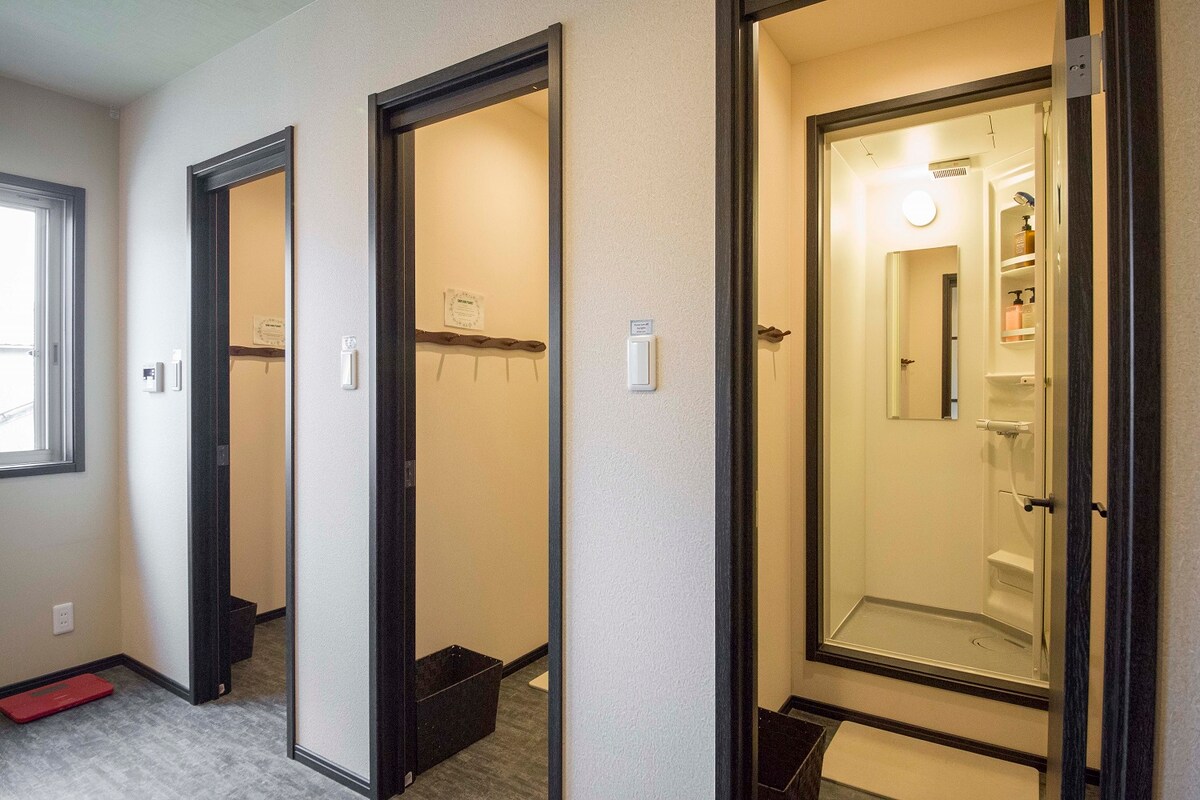 FUJITAYA BnB” Twin room - Bed and breakfasts for Rent in Nishinanajo  Hokuseino-cho, 京都府, Japan - Airbnb