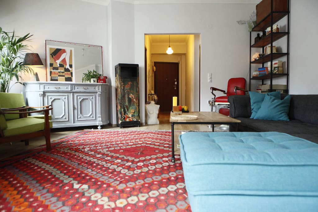 Σαλόνι / Living Room