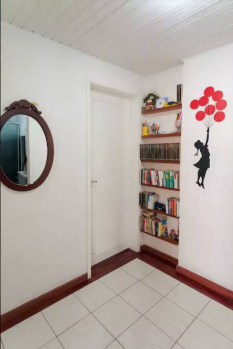 Rooms hall