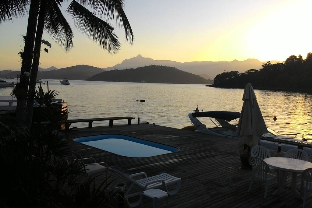 Pôr do sol no deck