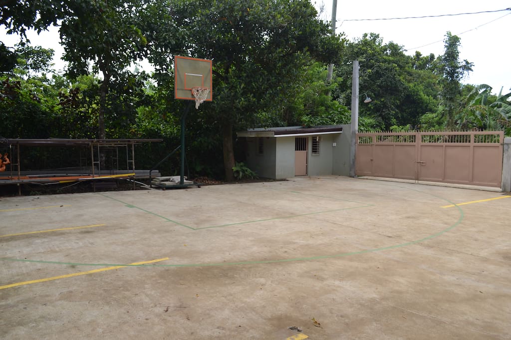 Half court