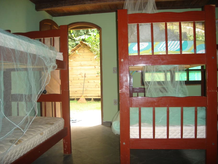 hostel com capacidade de 9 camas de solteiro