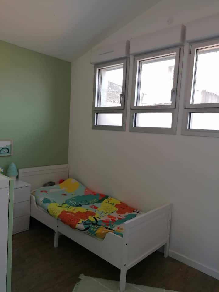 غرفة النوم 2